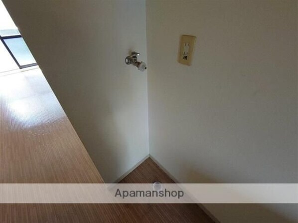 ライヴリP・Q・Rの物件内観写真